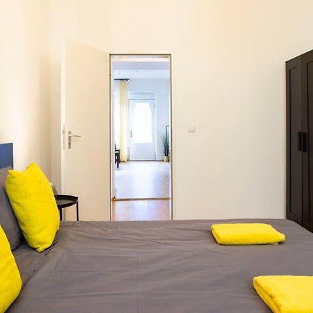 One Bedroom Apartment Berlin Neukoelln Kültér fotó